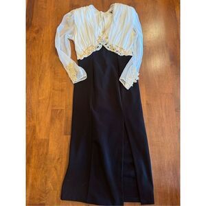 Woman’s vintage speed fashion made in the USA 1980s dress